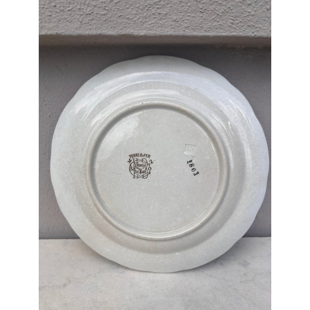 French Faience Green Tulip Plate Choisy Le Roi For Sale - Image 4 of 4