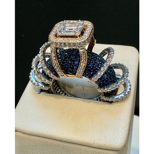 2010s 5 Carat Blue Sapphire and 2 Ct Diamond Cocktail Ring in 18 Karat WY Gold Estate For Sale - Image 5 of 18