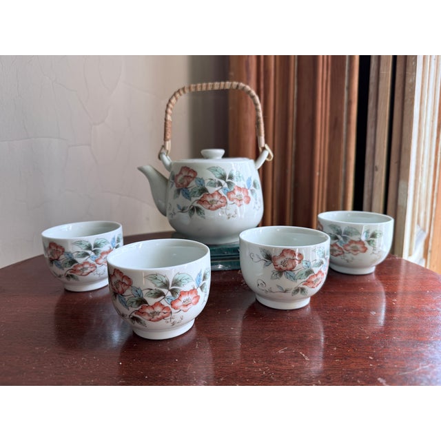 Japanese 80s Japanese Floral Tea Pot and Cups For Sale - Image 3 of 16