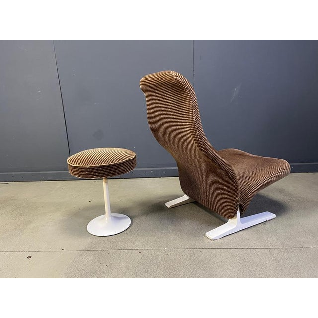 1970s Set of Concorde F784 Chair and Ottoman by Pierre Paulin for Artifort, 1970s For Sale - Image 5 of 12