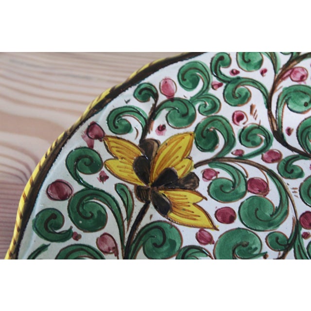 Boho Chic Italian Ceramic Plate from Deruta, 1930s For Sale - Image 3 of 10