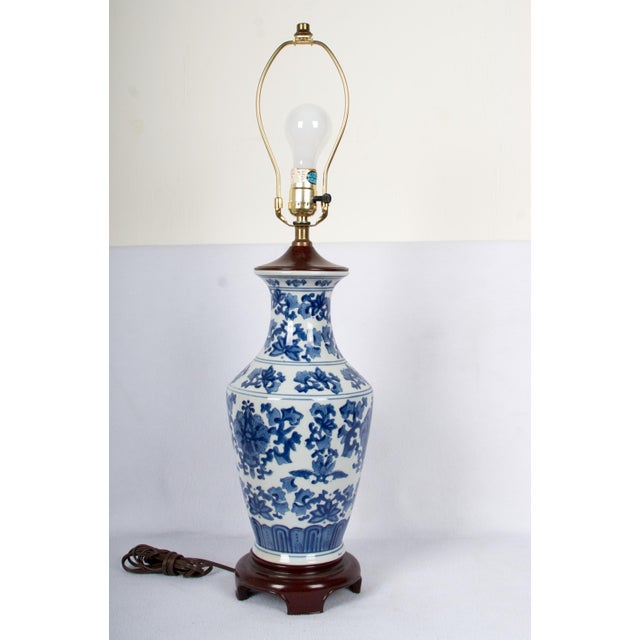 Chinese Export Ku Form Vase For Sale In Sacramento - Image 6 of 6