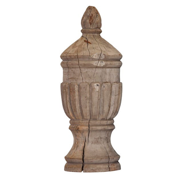 Early 20th Century Antique Distressed Architectual Wood Finial For Sale - Image 5 of 10