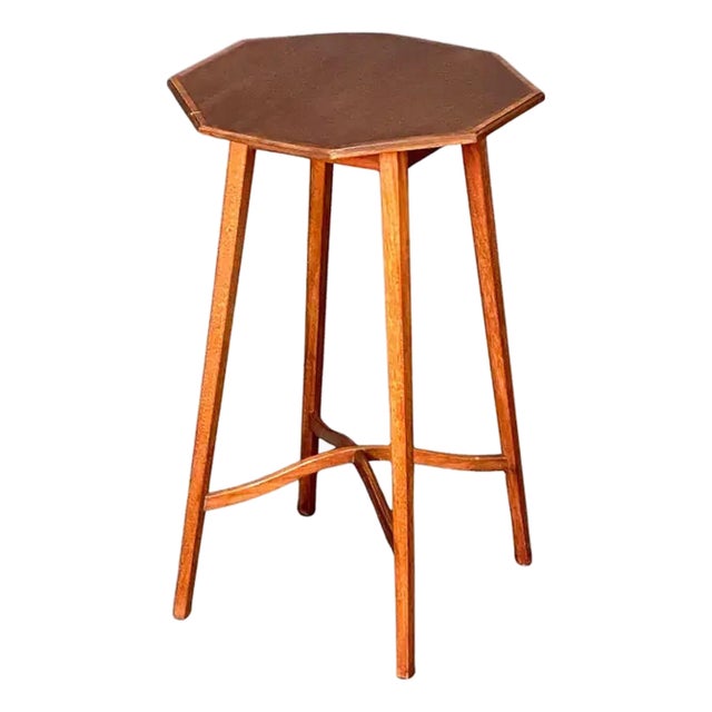 English Occasional or Side Table of Mahogany With Inlaid Octagonal Top For Sale