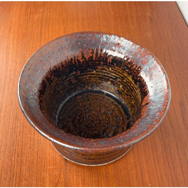 Brown Mid-Century Modern Danish Studio Pottery Bowl by Erik Askholm, 1960s For Sale - Image 8 of 17