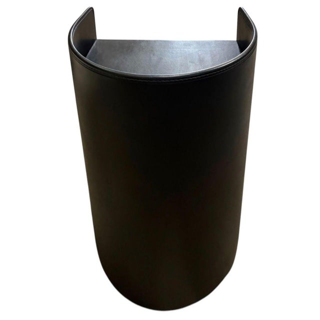 Zanotta Leather Side/End/Nightstand Table, Italy 1980 For Sale - Image 4 of 6