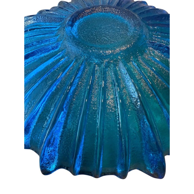 Blenko 1960’s Glass Bowl Joel Myers Peacock Blue MCM For Sale In Sacramento - Image 6 of 7
