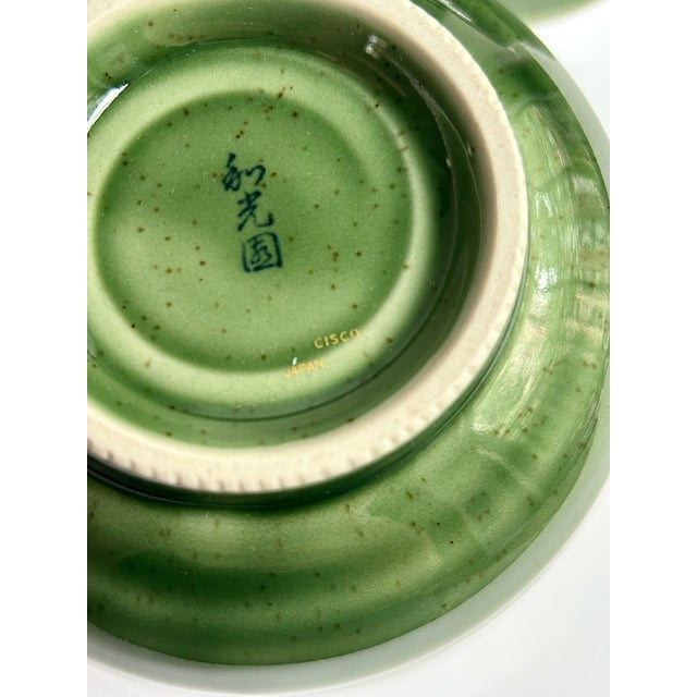 Late 20th Century Oribe Wakoen Minoyaki Green Glazed Footed Bowls- a Pair For Sale - Image 17 of 18