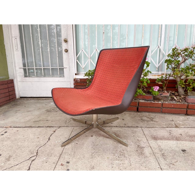 Mid-Century Modern 1980s Mid Century Heavy Chrome Swivel Lounge Chairs by Monica Forster for Bernhardt - Set of 2 For Sale - Image 3 of 9