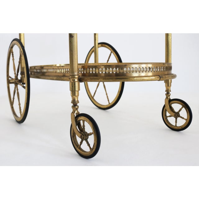 Vintage Oval Brass and Glass Bar Cart from Maison Baguès, 1950s For Sale - Image 10 of 17