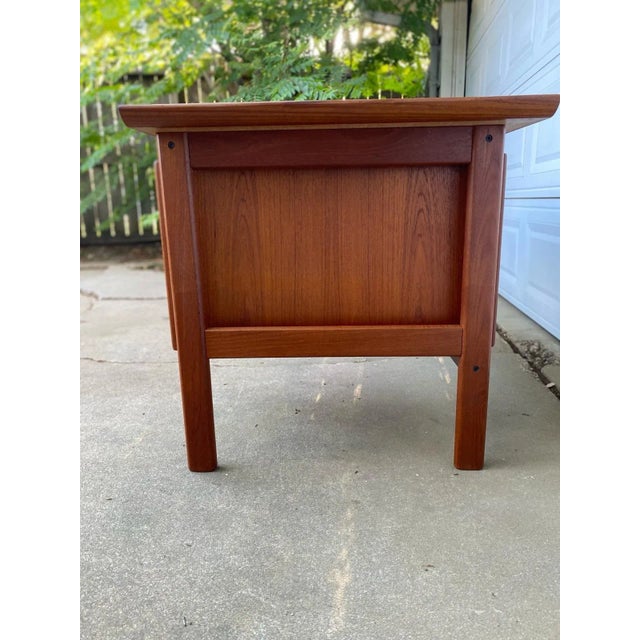 1960s Danish Mid Century Modern Teak Home Desk by h.p. Hansen For Sale - Image 9 of 12