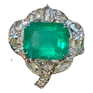 7 Ct Finest Zambian Emerald Cut Emerald & 1.5Ct Diamond Ring, 18 Kt Gold Size 9 For Sale