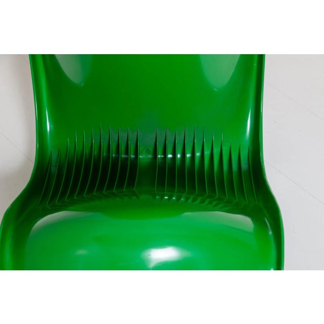 1970s Polypropylene Stacking Chairs by Verner Panton for Herman Miller, 1970s, Set of 4 For Sale - Image 5 of 10