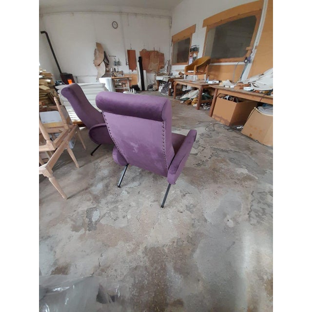 Reclining Chair in Purple Velvet, 1970s For Sale - Image 4 of 14