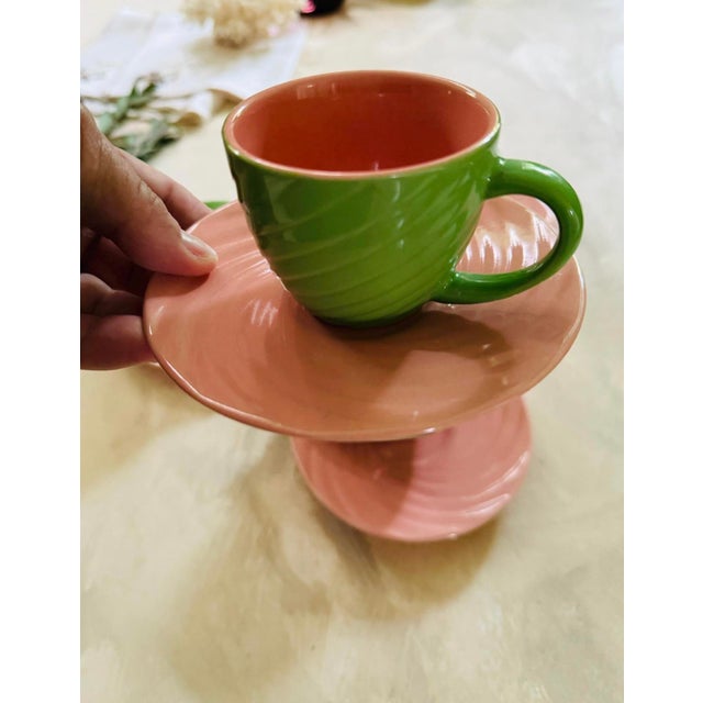 1950s 1950s Set of Four (4) MCM Teacups With Saucers in Pink and Green For Sale - Image 5 of 10