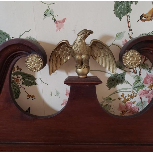 Early 20th C. American Federal Revival Mahogany Eagle Mirror For Sale In Raleigh - Image 6 of 7