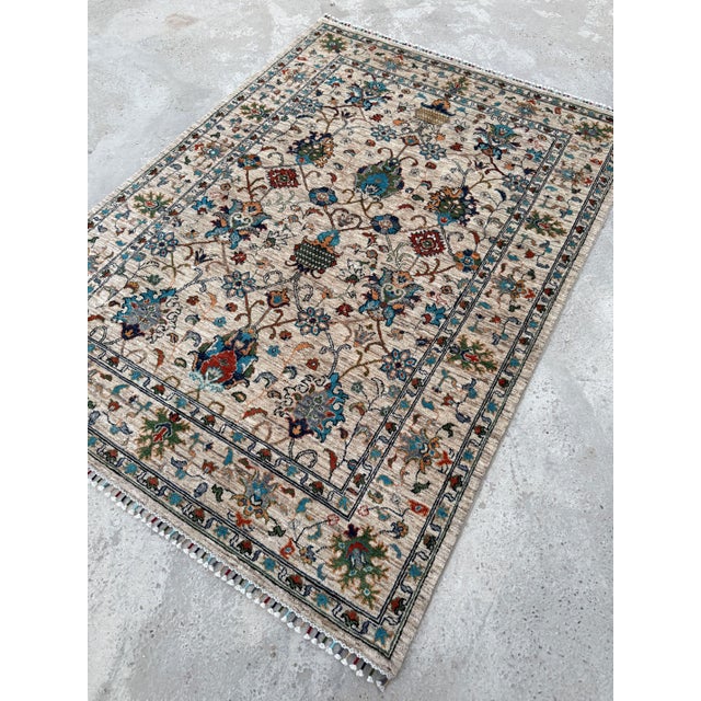 Vase Design Area Rug, Hand-Knotted Wool, Floral, 6x8, Ivory & Turquoise For Sale - Image 6 of 12