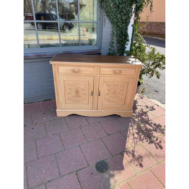 1900 - 1909 English Edwardian Painted Pine Cabinet Buffet Sideboard 1900s For Sale - Image 5 of 10