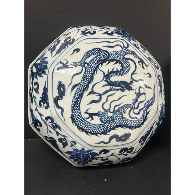 Late 20th Century Chinese Art Porcelain Blue and White Large Lidded Box For Sale - Image 9 of 10