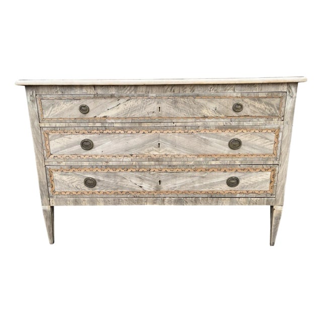 18th Century Italian Neoclassical Bleached Walnut Commode For Sale