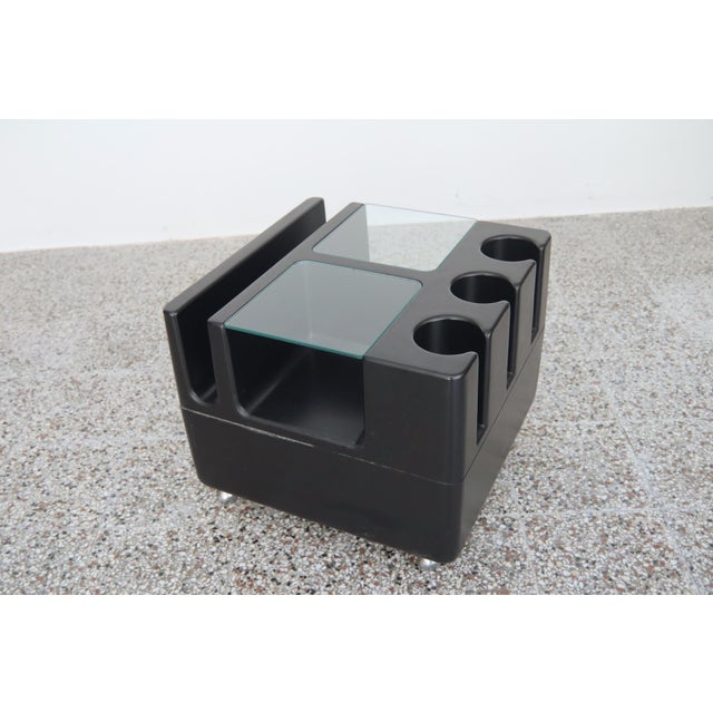 Black Rolling Container Coffee Table, 1970s, in Good conditions. Designed 1970 to 1979