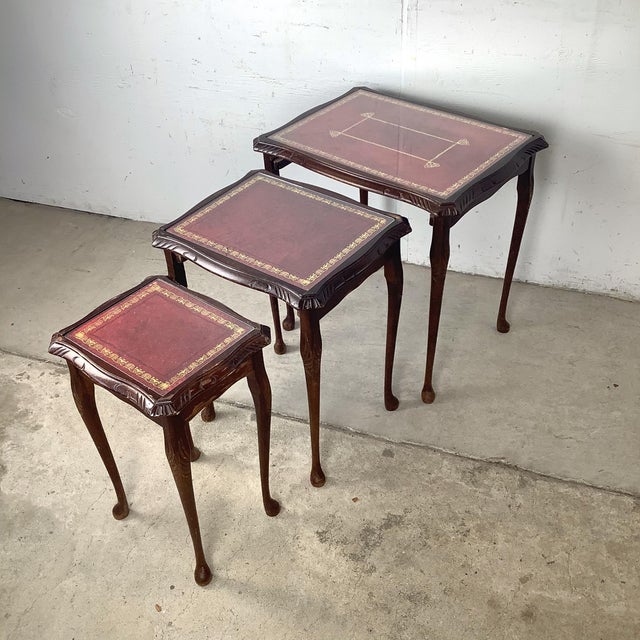 This elegant set of vintage nesting tables brings classic European-inspired design into a versatile, space-saving format....