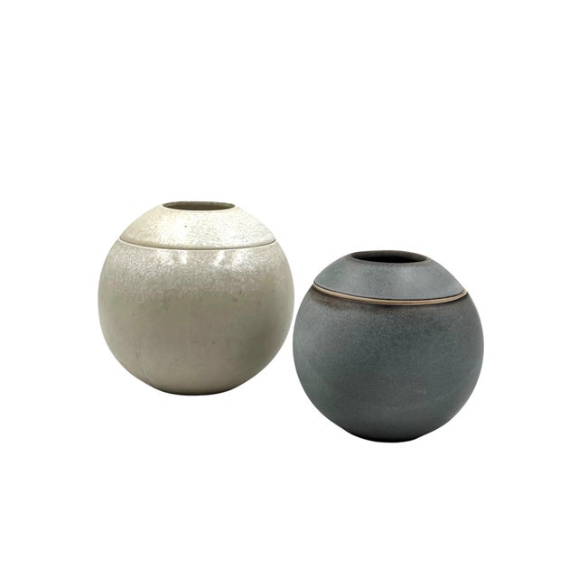 Mid-Century Modern Set of 2 Spherical Gres Vases, Franco Bucci Italy Ca. 1970 For Sale - Image 10 of 18