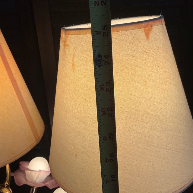 1970s Hollywood Regency Brass Dove & Floral Table Lamps - a Pair For Sale - Image 9 of 9