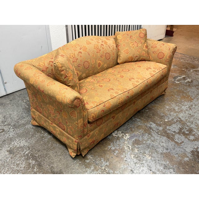 Traditional Bespoke Traditional Camelback Floral Upholstered Loveseat For Sale - Image 3 of 12