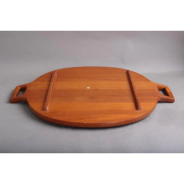 Wood Large Teak Serving Tray by Jens H. Quistgaard for Dansk Design, 1960s For Sale - Image 7 of 10