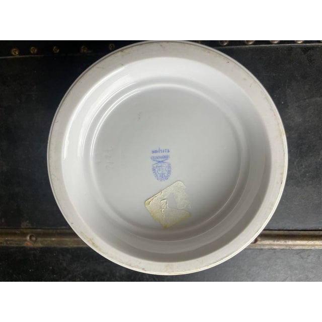 1980s 1980s Herend Hungary Handpainted 7212 White Porcelain Cachepot For Sale - Image 5 of 7