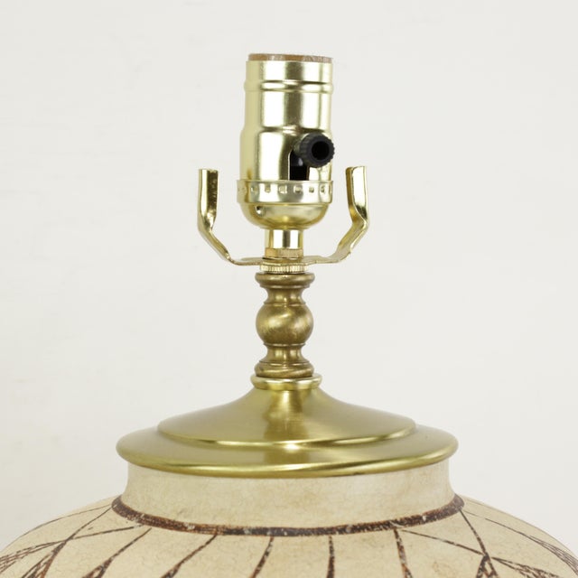 Vintage Tribal Pattern Ceramic Ginger Jar Table Lamp For Sale In New York - Image 6 of 11
