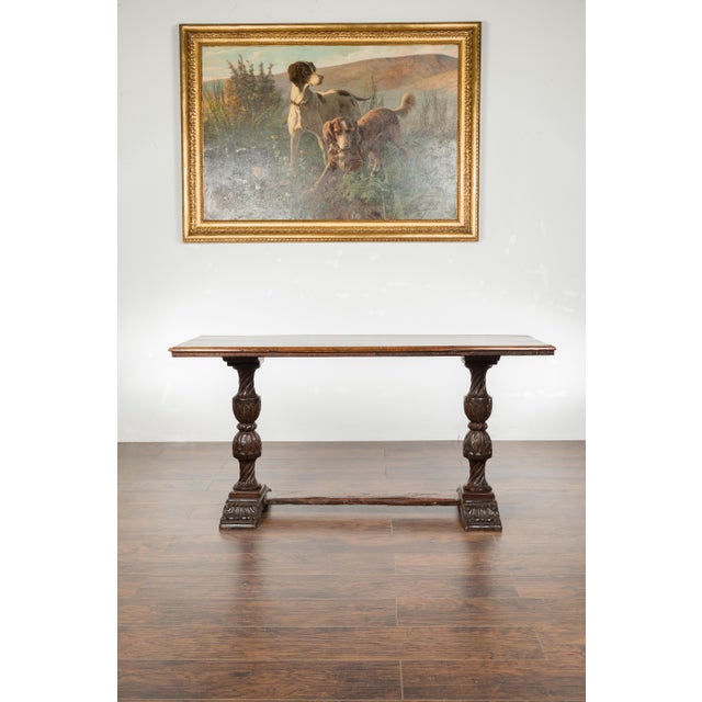 Italian 1820s Walnut Table with Carved Legs, Twisted Motifs and Waterleaves For Sale In Atlanta - Image 6 of 12