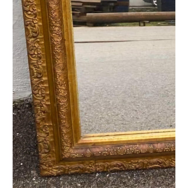 Rococo Elegant 19th Century Giltwood Mirror With Rococo Revival Carved Frame. For Sale - Image 3 of 9