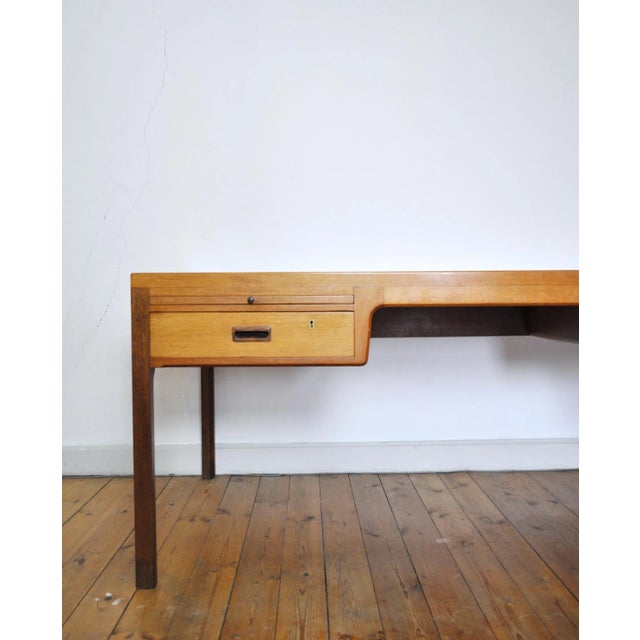 Scandinavian Modern Mahogany Desk by Ejnar Larsen and Axle Bender Madsen for Willy Beck For Sale - Image 12 of 14