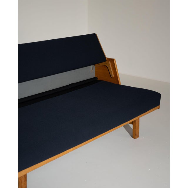 GE258 Sofa Bed by Hans J. Wegner for Getama, 1950s For Sale - Image 9 of 16