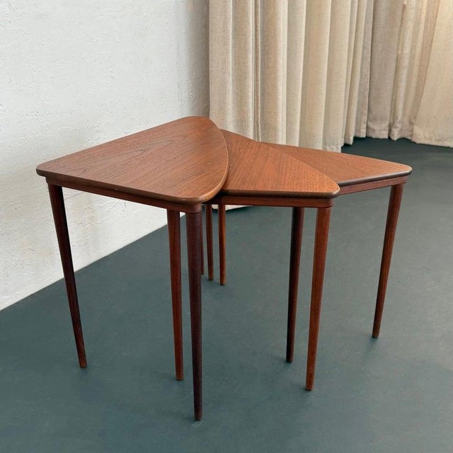 Scandinavian Modern Triangular Teak Nesting Tables by Selig For Sale In New York - Image 6 of 11