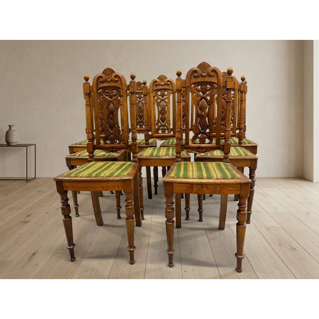 Green Early 20th Century Renaissance Revival Dining Chairs in Carved Wood, Czechoslovakia, 1920s, Set of 9 For Sale - Image 8 of 9