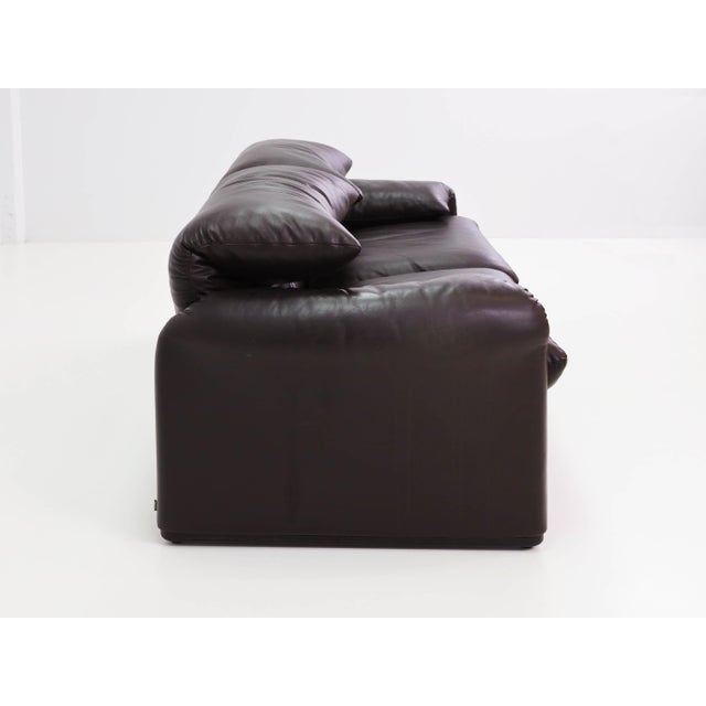 Maralunga Sofa by Vico Magistretti for Cassina, Italy, 1973, in Flawless conditions. Designed 1970 to 1979 This piece has...