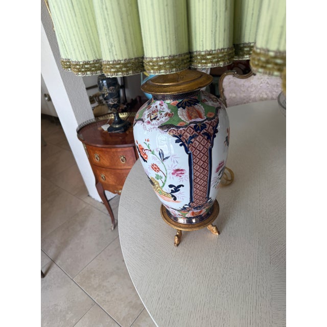 Vintage Hollywood Regency Imari Lamps - a Pair For Sale - Image 11 of 16
