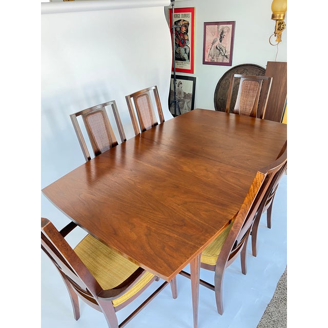 Mid-Century Modern 1960s Broyhill Brasilia Mid-Century Modern Dining Table & Six Chairs For Sale - Image 3 of 15