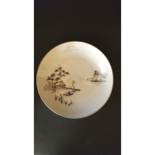 Exquisite Sone Fine China Mt. Fuji pattern 2251. 17 pieces include 6 salad plates, six soup bowls, Large tureen, sugar...