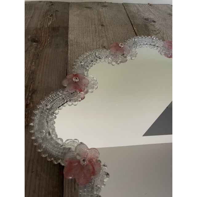 Pink Murano Glass Mirror, 1950s, in Very Good conditions. Designed 1950 to 1959