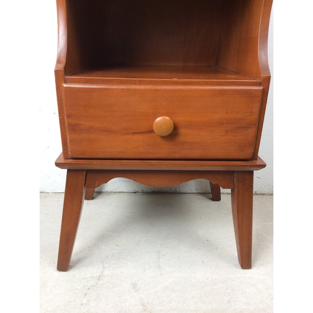 Mid Century Colonial Revival Solid Maple Nightstand With Drawer and Tall Tapered Legs For Sale In Philadelphia - Image 6 of 15