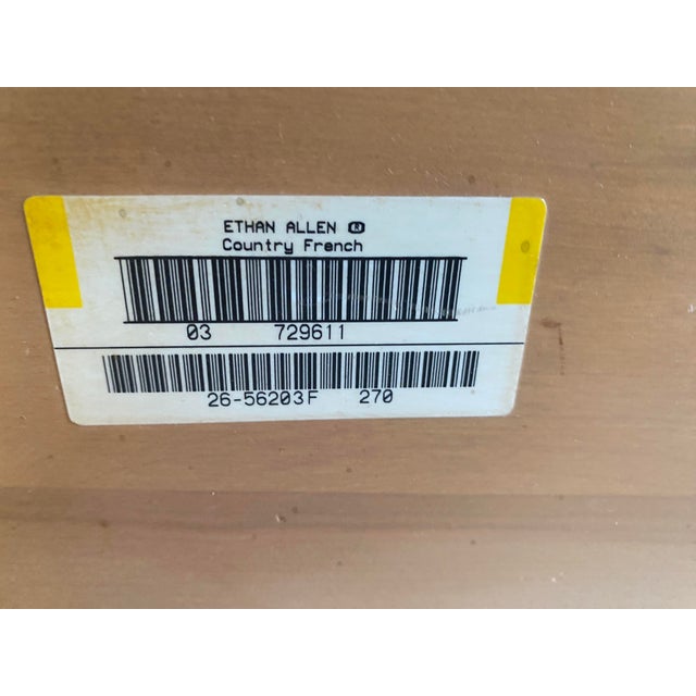 Ethan Allen Rare Country French Poster Canopy Equisite Vintage Twin Bed Bisque Excellent Condition For Sale In Denver - Image 6 of 12