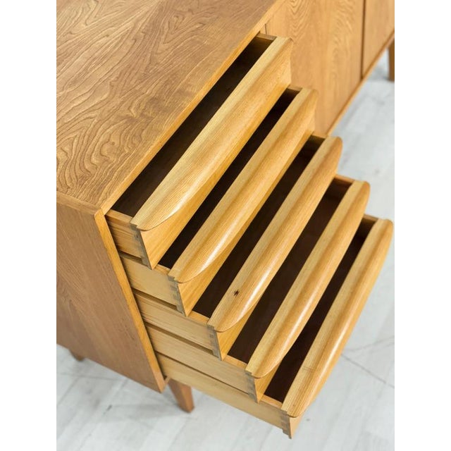Mid-Century Series 602 Sideboard in Ash from Hellerau For Sale - Image 6 of 13