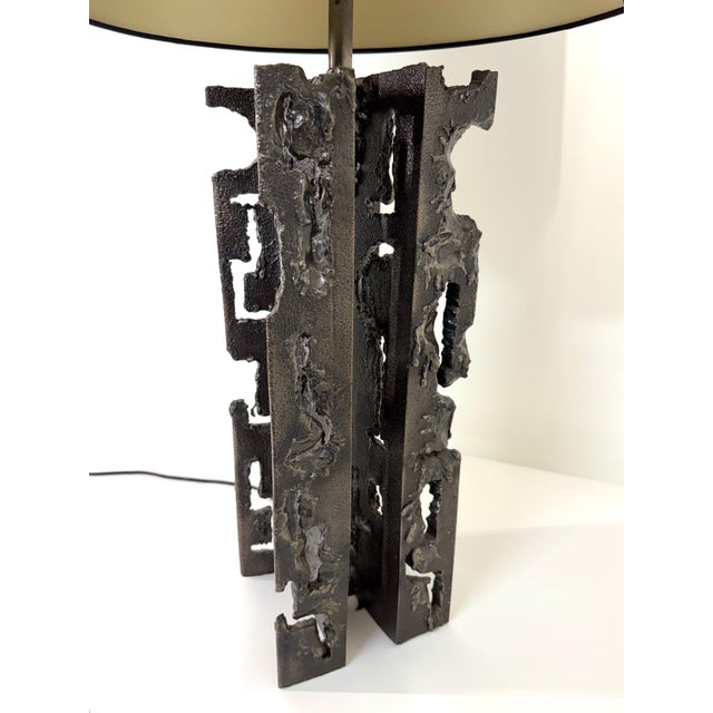 Brutalist Mid 20th Century Brutalist Welded Steel Table Lamp in the Manner of Paul Evans For Sale - Image 3 of 16
