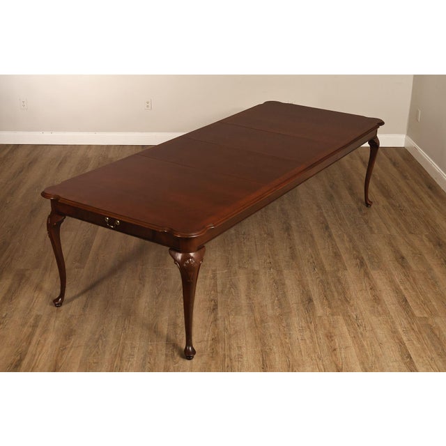 Late 20th Century Ethan Allen Queen Anne Style Expandable Cherry Dining Table For Sale - Image 5 of 18