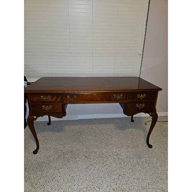 Traditional Kincaid Cherry Wood Desk For Sale - Image 3 of 8