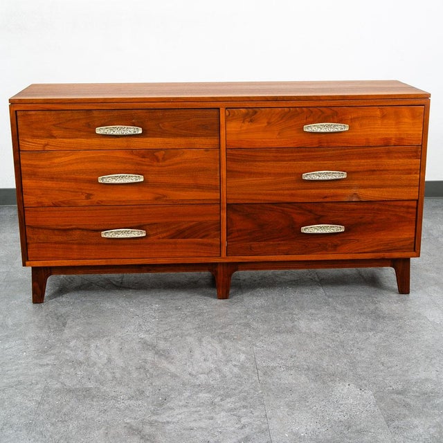Beautiful large solid walnut 6 drawer dresser / credenza by Ace Hi. Classic clean lines make this piece a timeless...